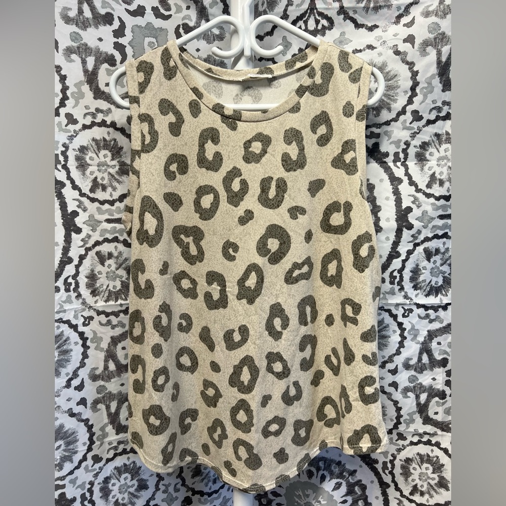 Leopard 🐆 Tank Top!